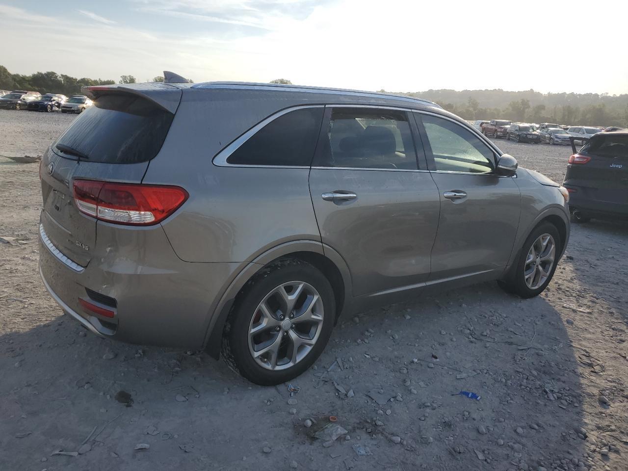 2017 Kia Sorento Sx - Image 3