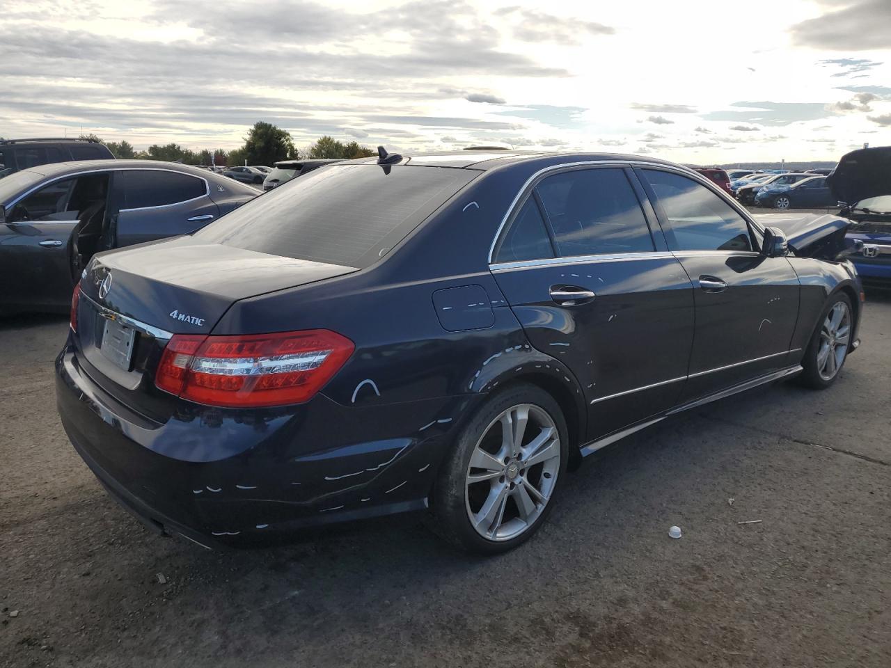 2013 Mercedes-Benz E 350 4Matic - Фото 3