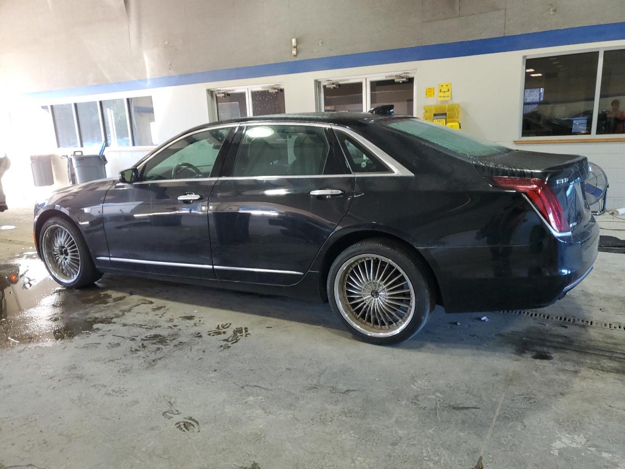 2018 Cadillac Ct6 Luxury - Фото 2