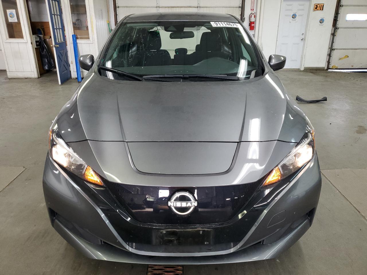 2023 Nissan Leaf S - Image 5