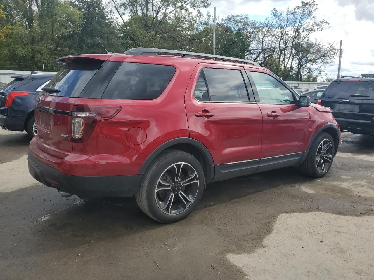 2015 Ford Explorer Sport - Image 3