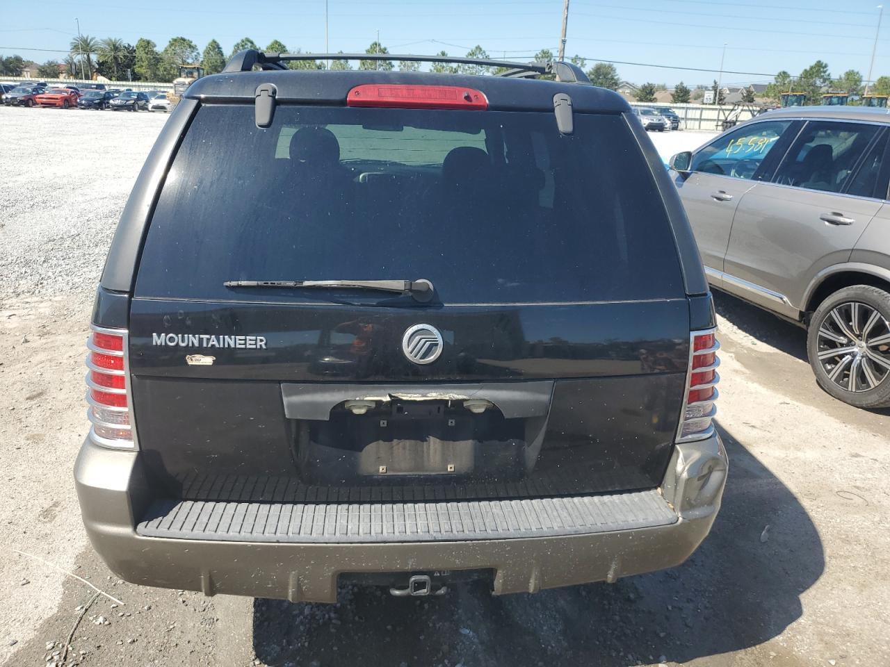 2004 Mercury Mountaineer - Image 6