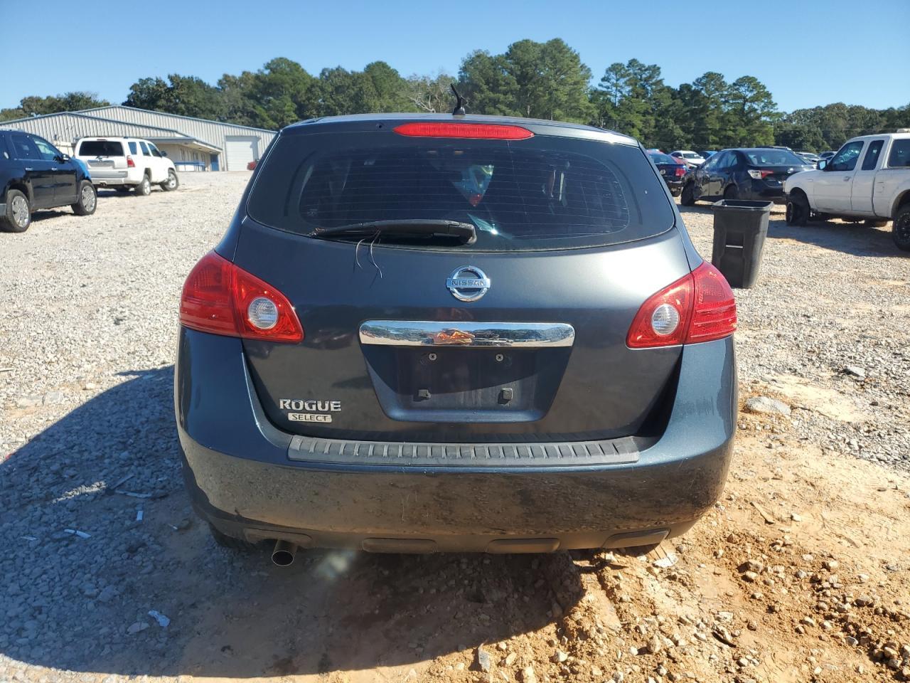 2014 Nissan Rogue Select S - Image 6