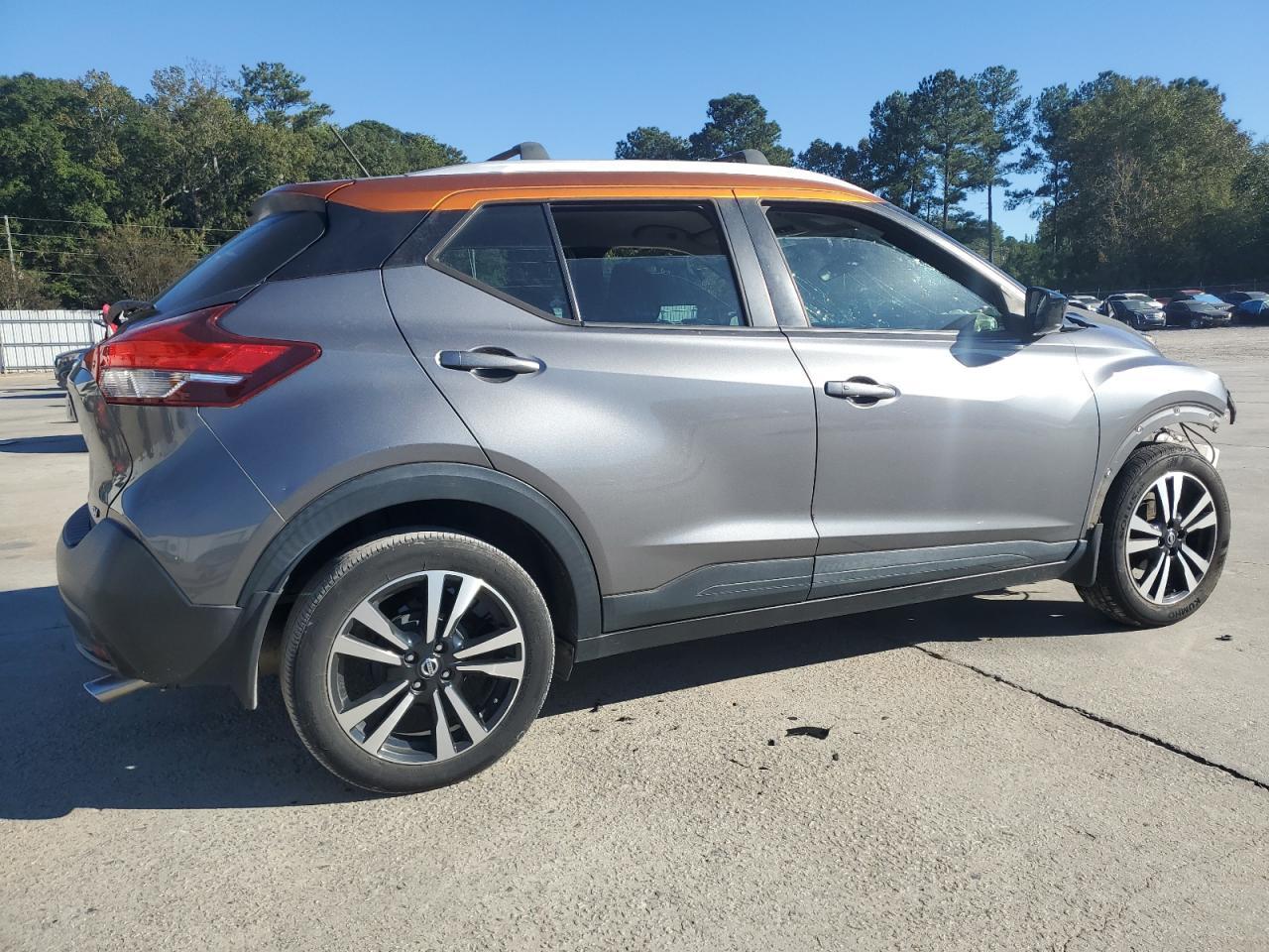 2019 Nissan Kicks S - Image 3