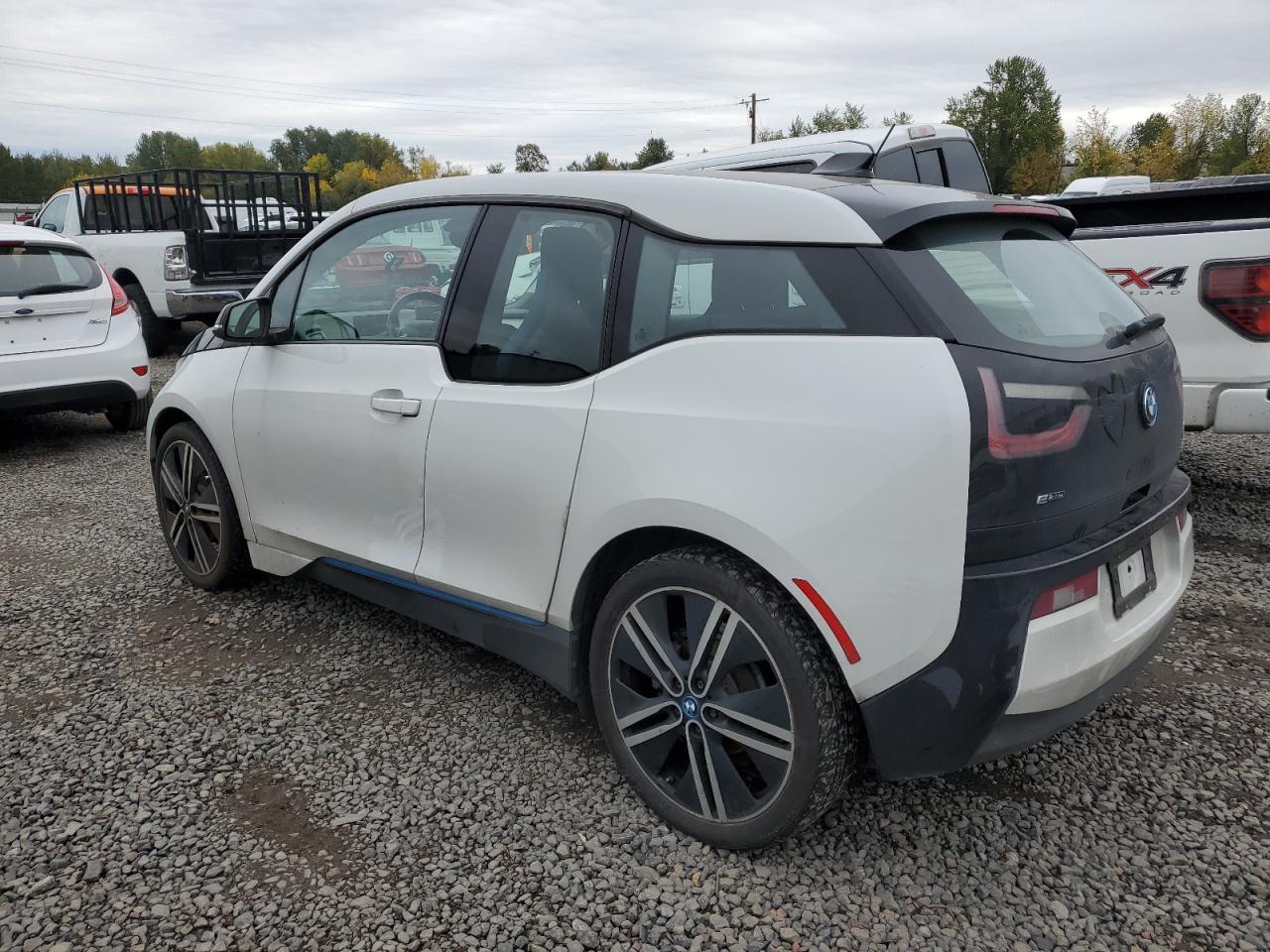 2016 BMW I3 Rex - Image 2
