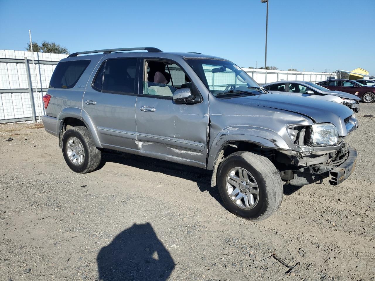 2005 Toyota Sequoia Sr5 - Image 4