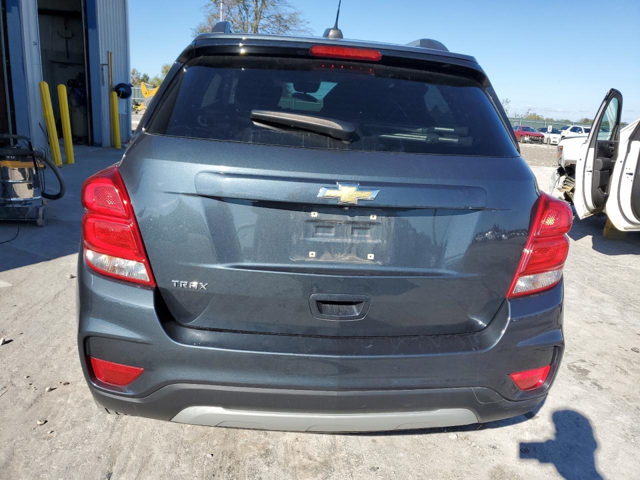 2021 Chevrolet Trax 1Lt - Image 6