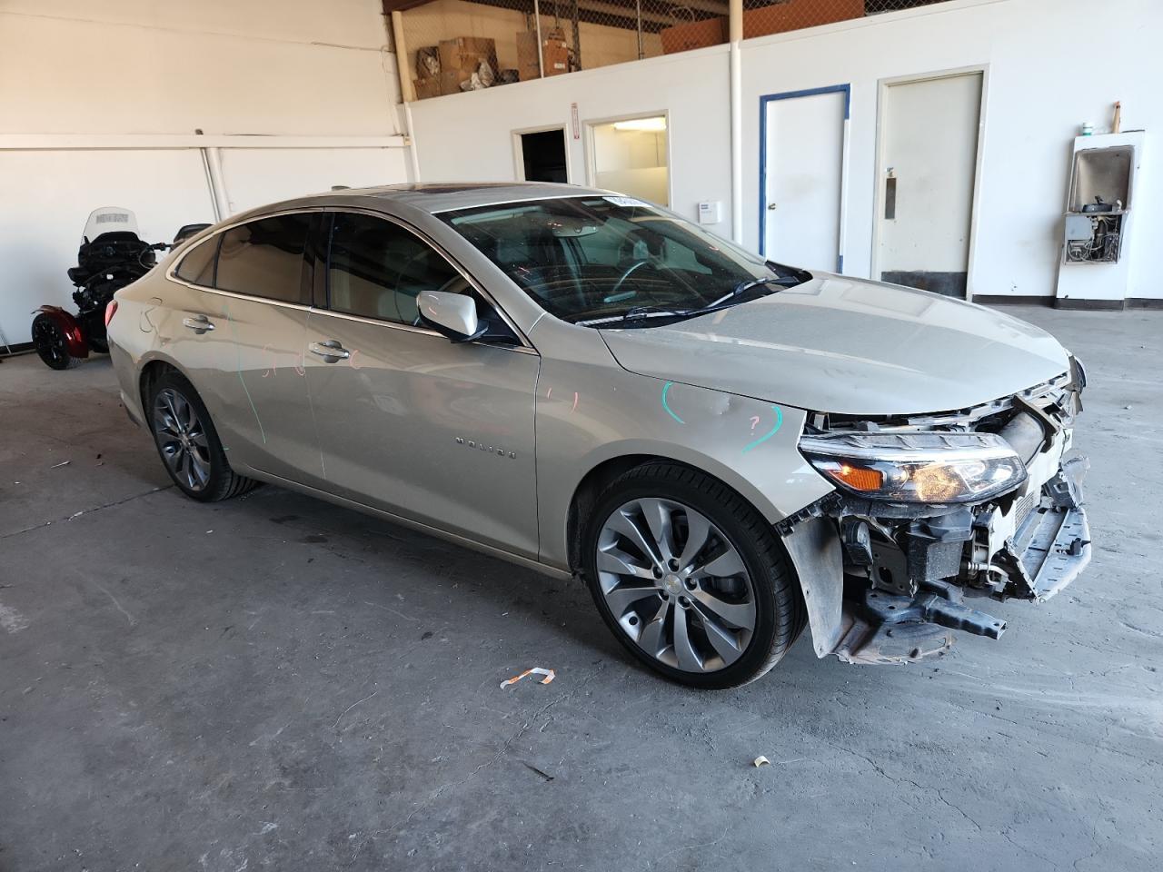 2016 Chevrolet Malibu Premier - Фото 4