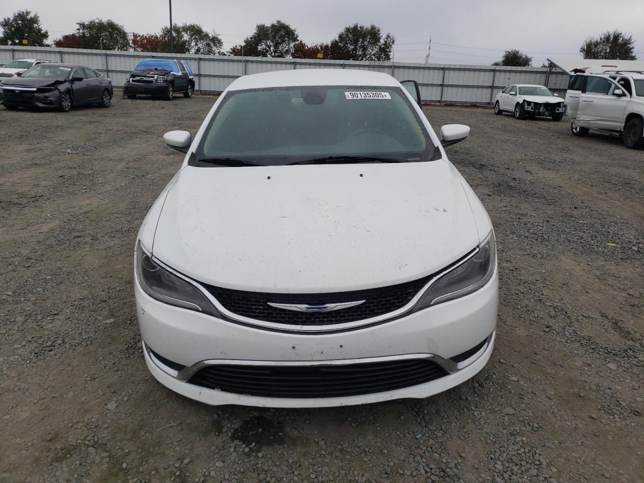 2016 Chrysler 200 Limited - Image 5