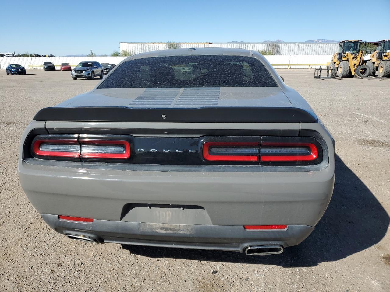 2017 Dodge Challenger Sxt - Фото 6