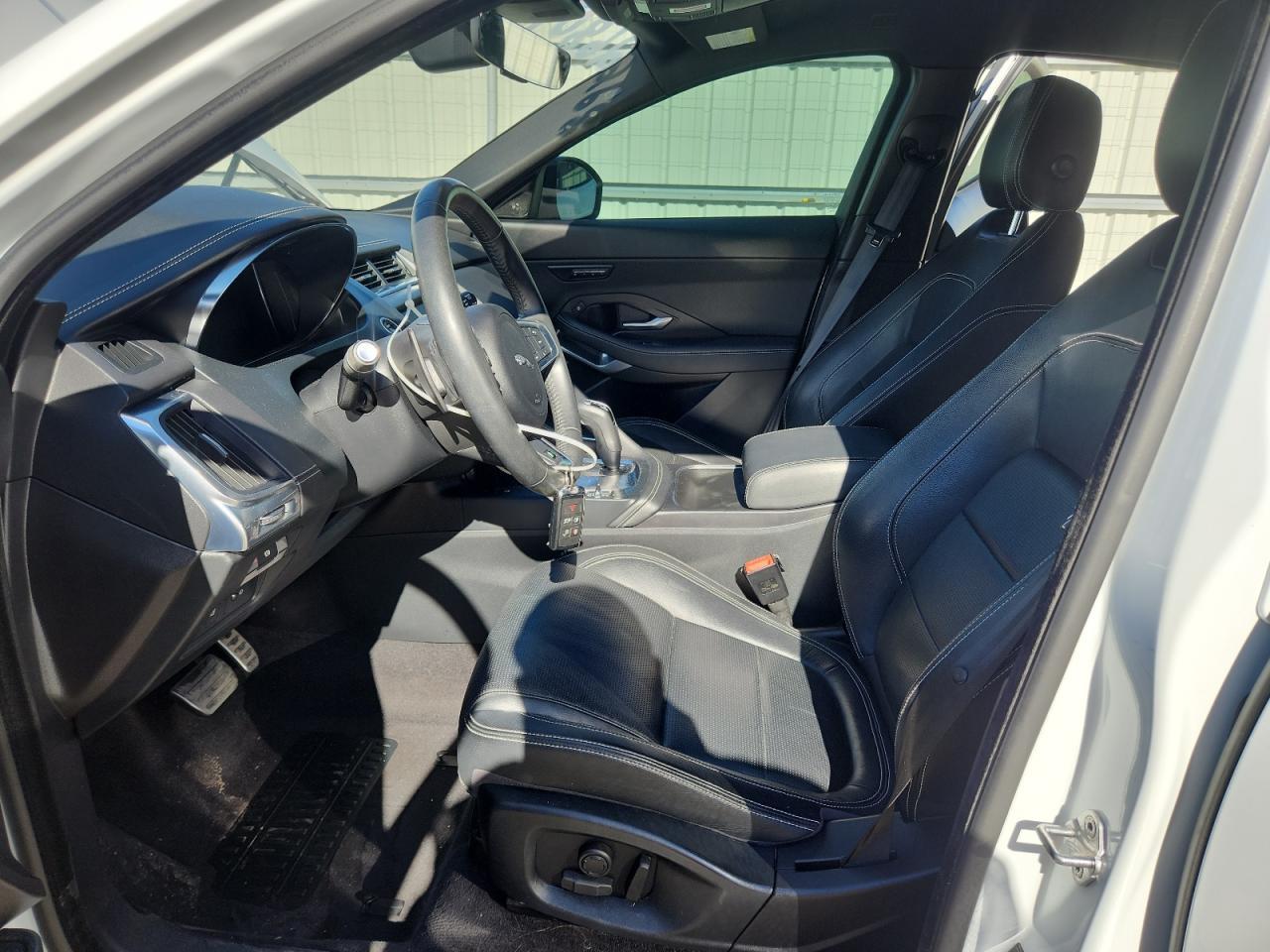 2019 Jaguar E-Pace R-Dynamic Se - Image 7