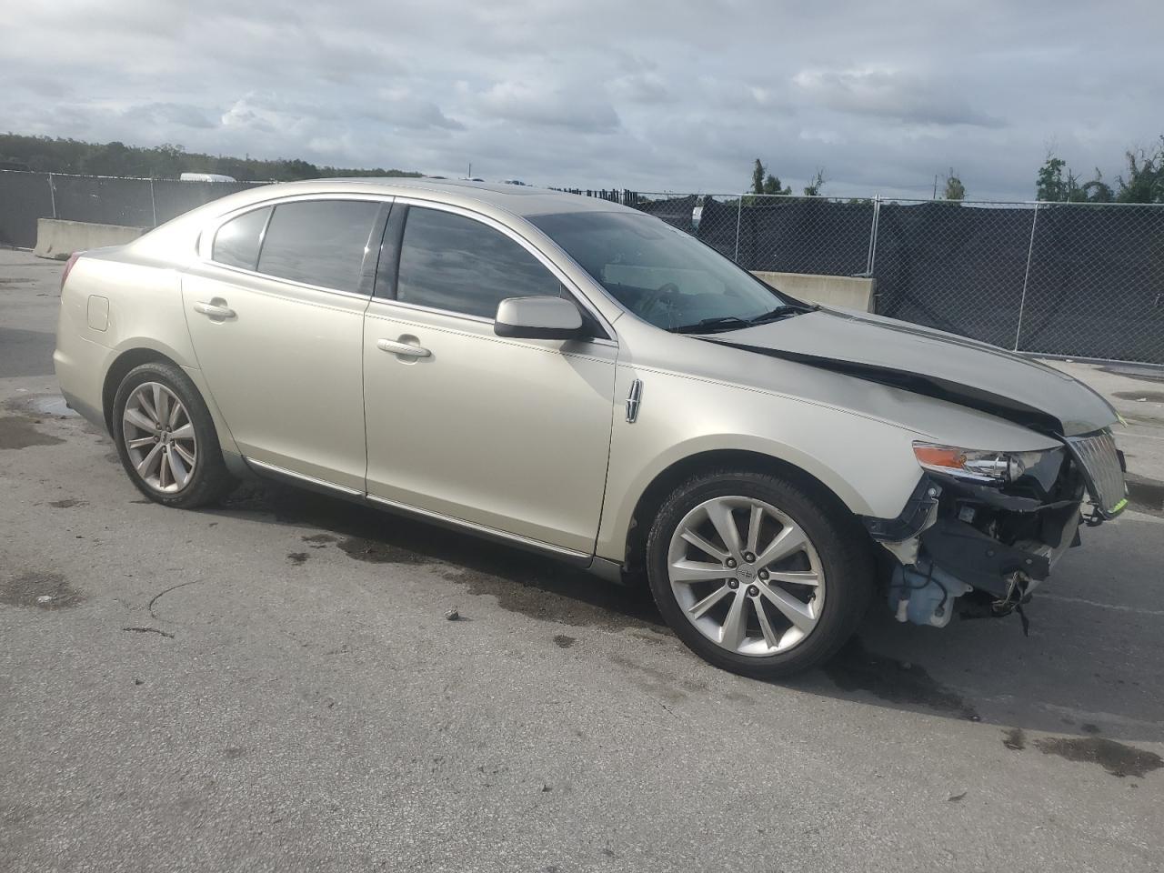 2011 Lincoln Mks - Фото 4