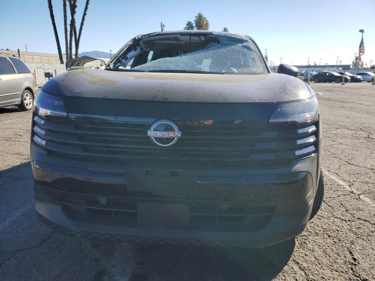 2025 Nissan Kicks S - Image 5