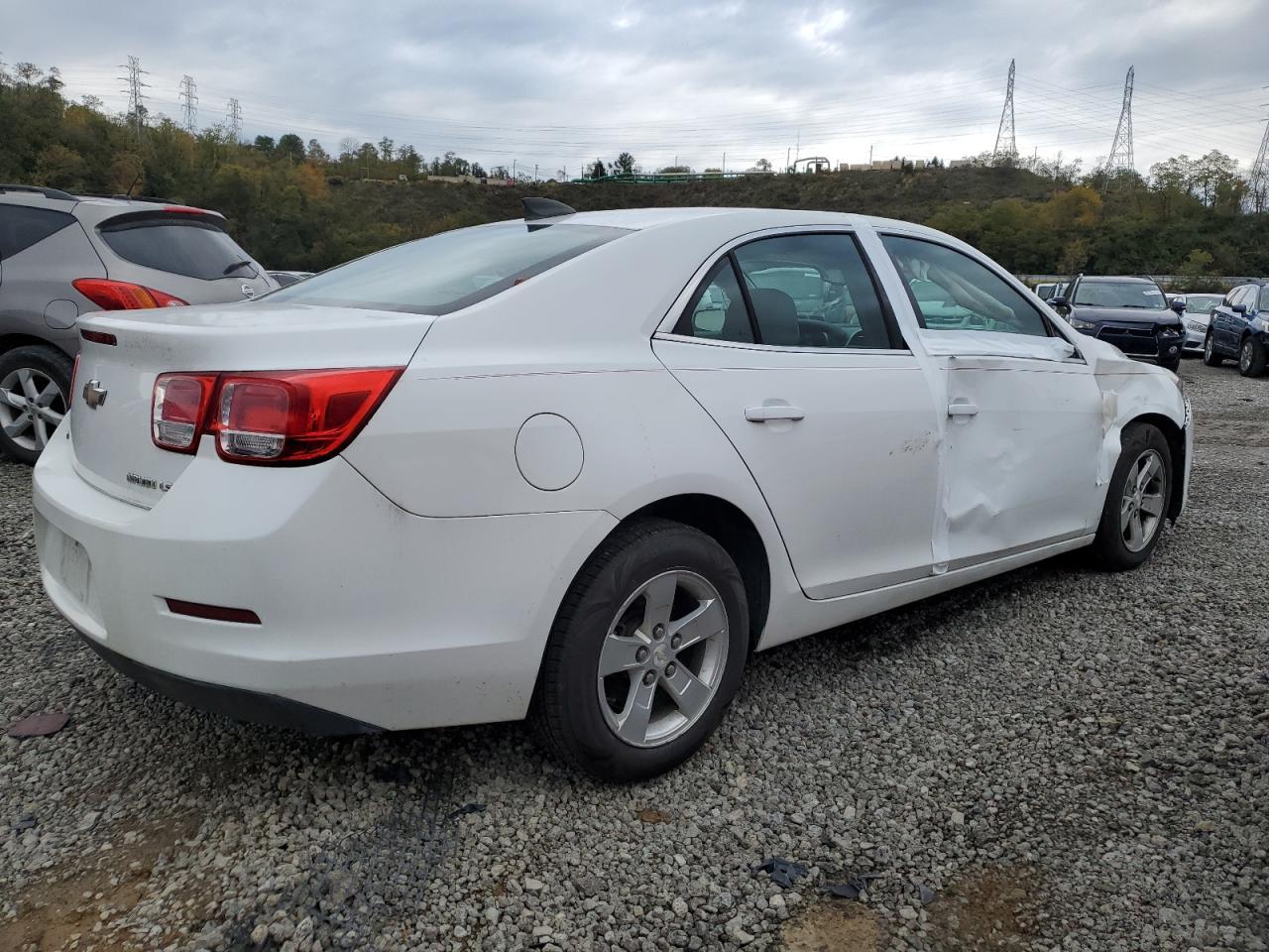 2015 Chevrolet Malibu Ls - Image 3