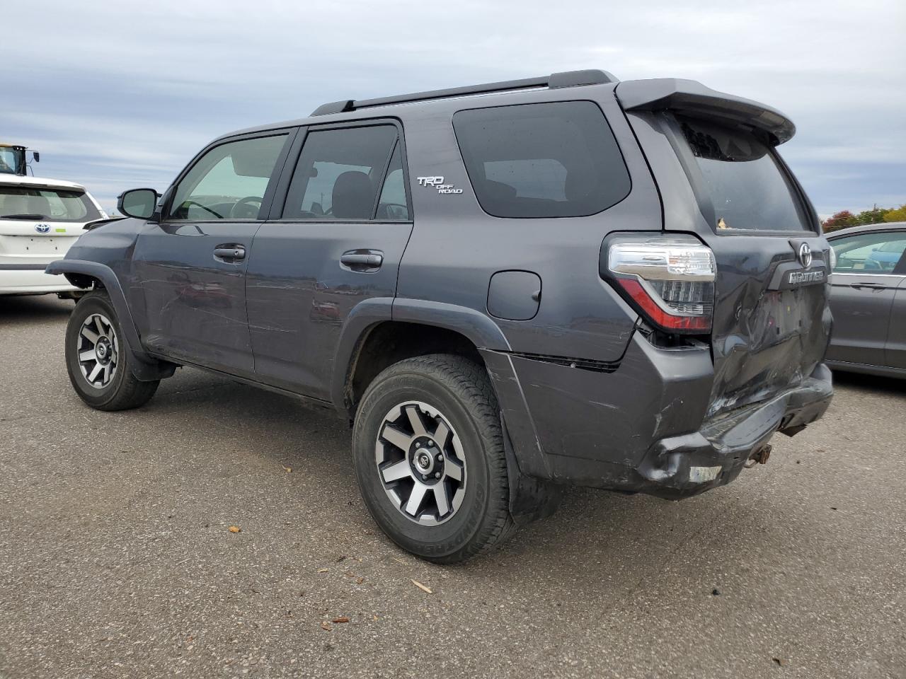2019 Toyota 4Runner Sr5/Sr5 Premium - Фото 2