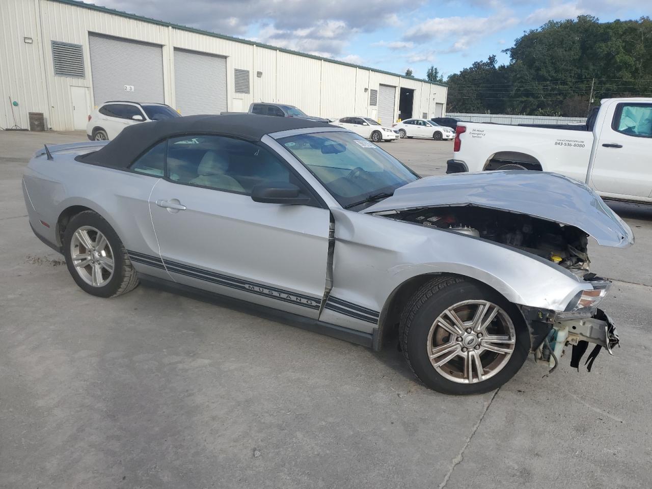 2010 Ford Mustang - Фото 4