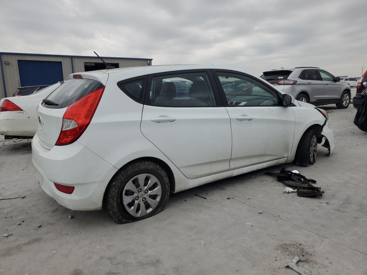 2016 Hyundai Accent Se - Image 3