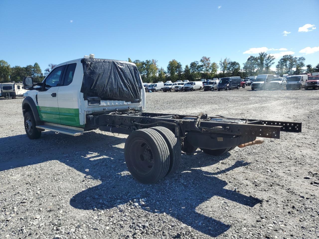 2017 Ford F-450 Chassis Xlt 6.7L Turbo Diesel - Фото 2