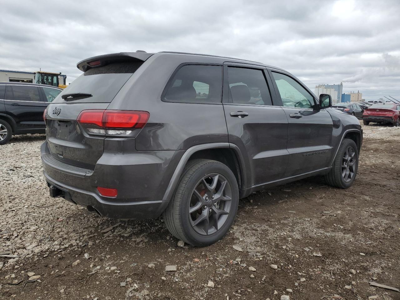 2021 Jeep Grand Cherokee Limited - Image 3