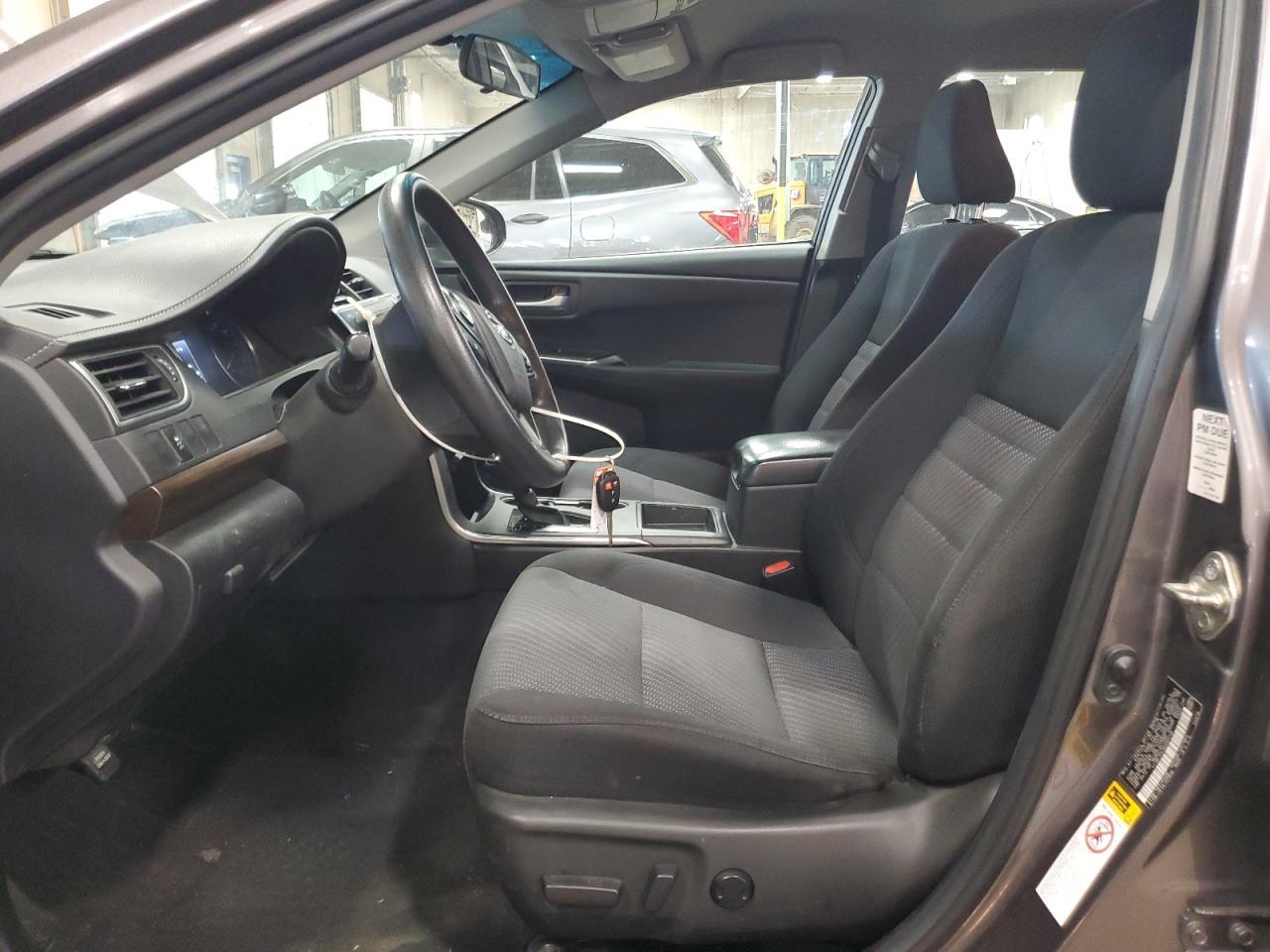 2016 Toyota Camry Le - Фото 7