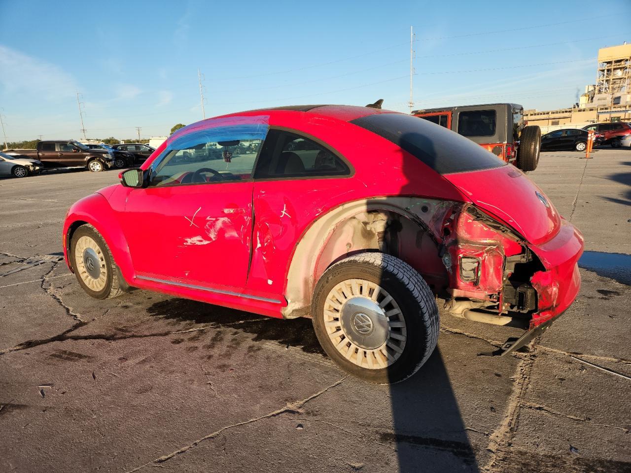 2013 Volkswagen Beetle - Image 2