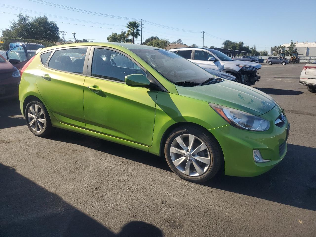 2012 Hyundai Accent Se - Фото 4