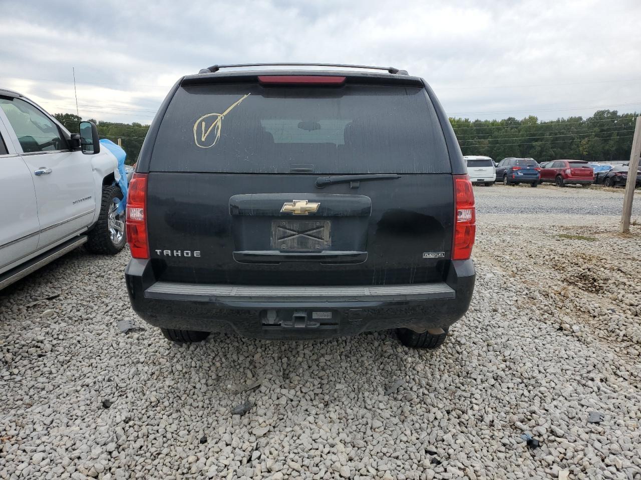 2011 Chevrolet Tahoe C1500 Ls - Image 6