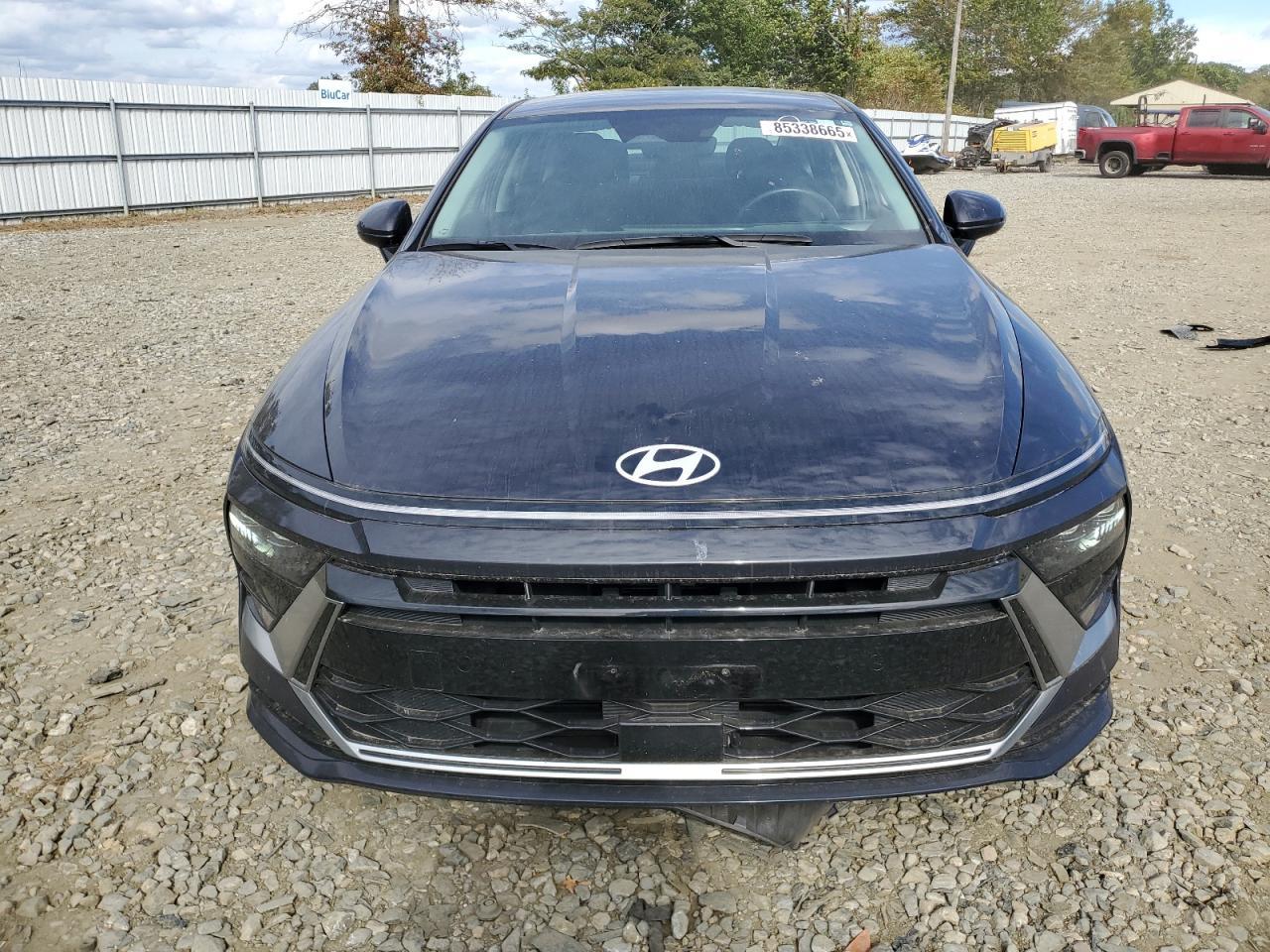 2025 Hyundai Sonata Hybrid - Image 5