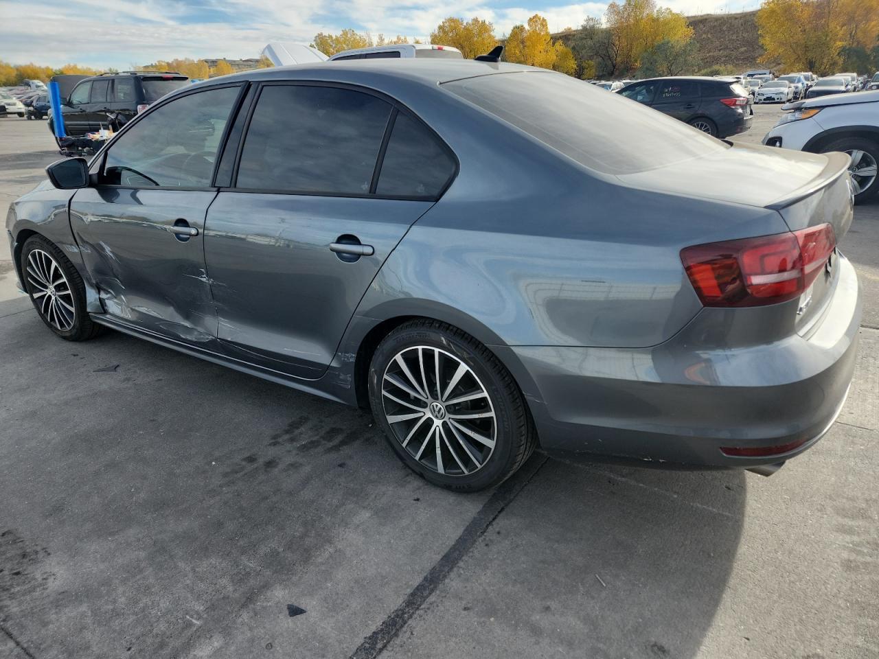 2016 Volkswagen Jetta Sport - Фото 2