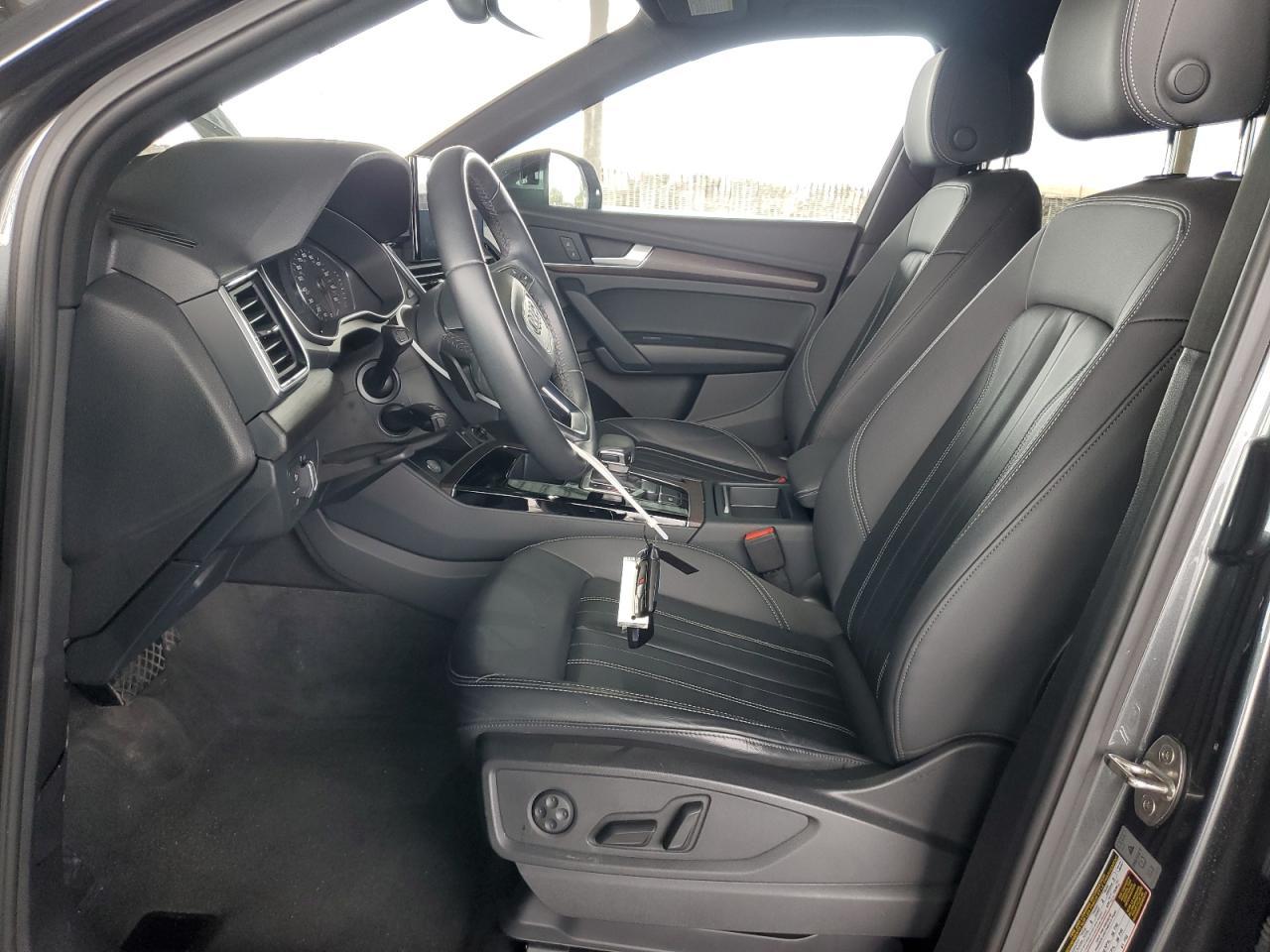 2022 Audi Q5 Premium 45 - Фото 7