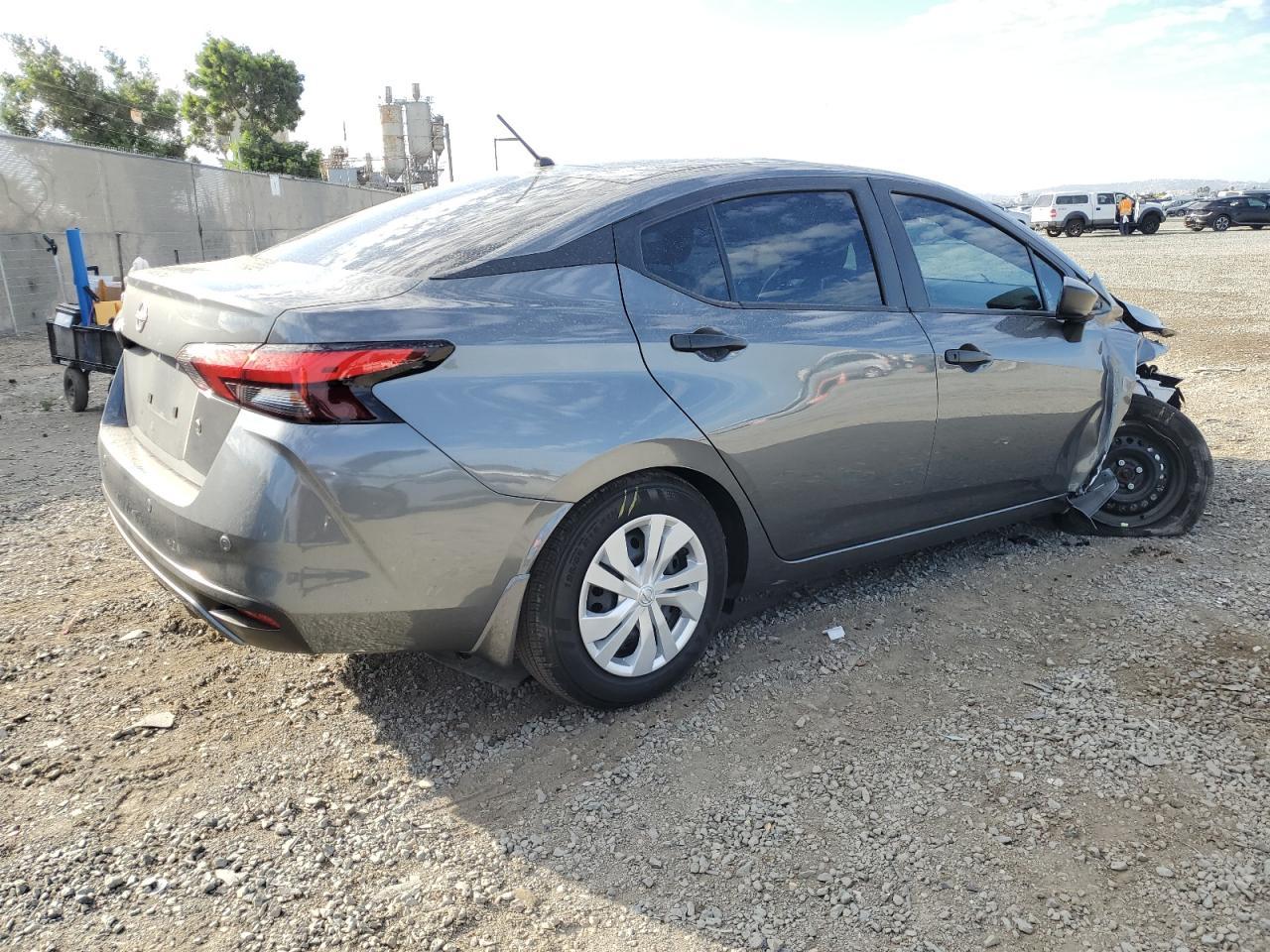 2025 Nissan Versa S - Image 3