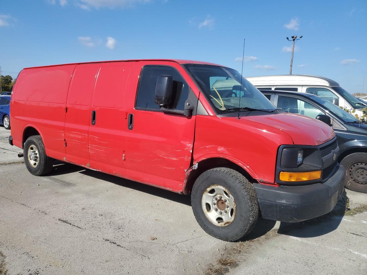 2015 Chevrolet Express G3500 - Фото 4