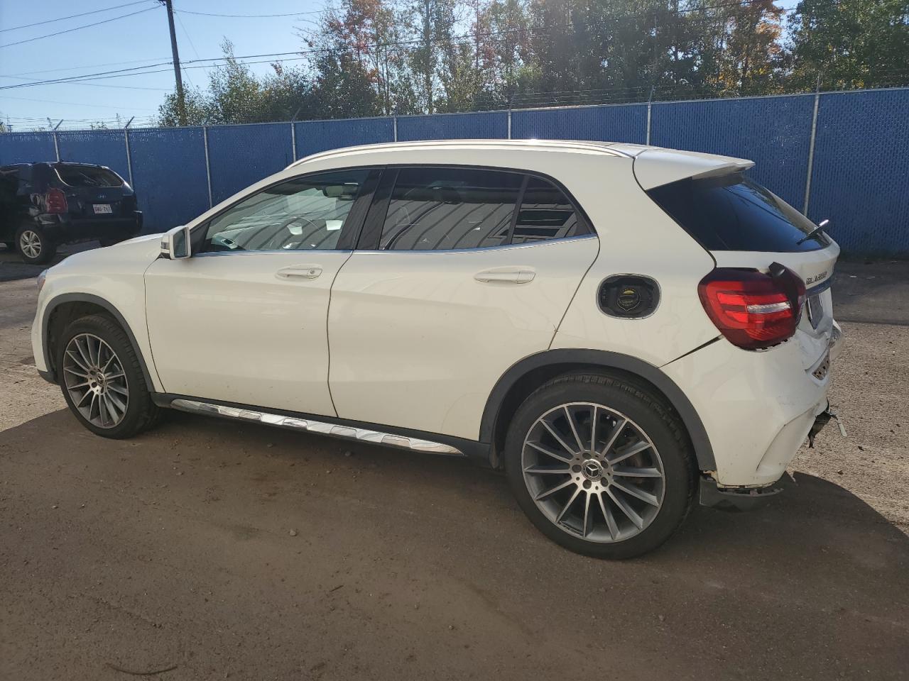 2018 Mercedes-Benz Gla 250 4Matic - Image 2