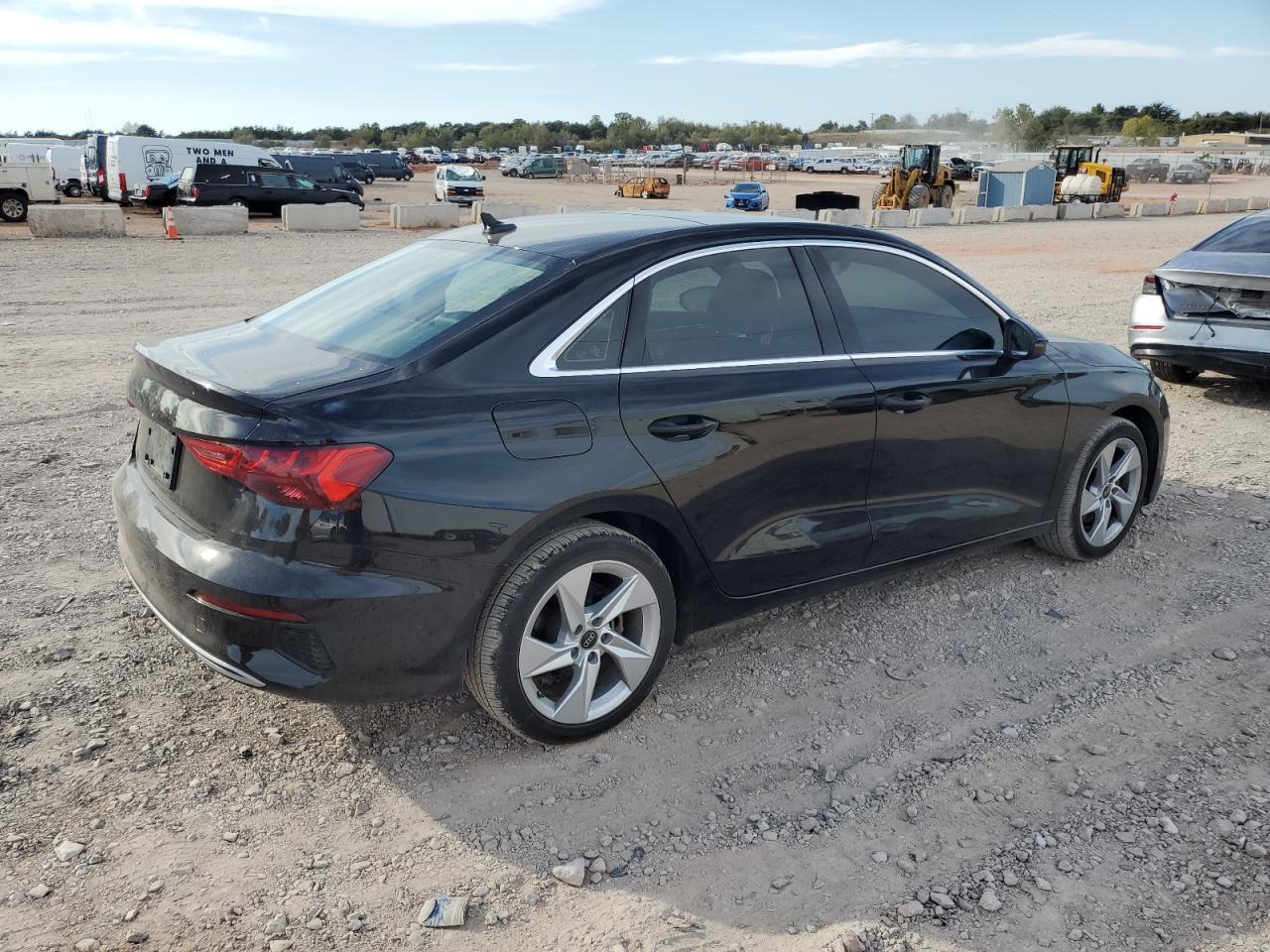 2023 Audi A3 Premium - Фото 3