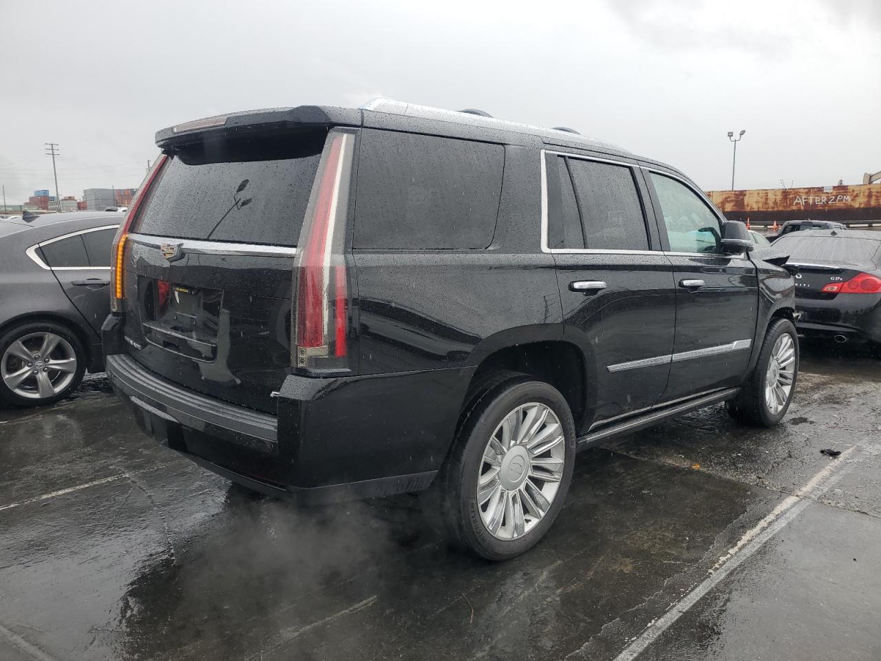 2015 Cadillac Escalade Platinum - Фото 3