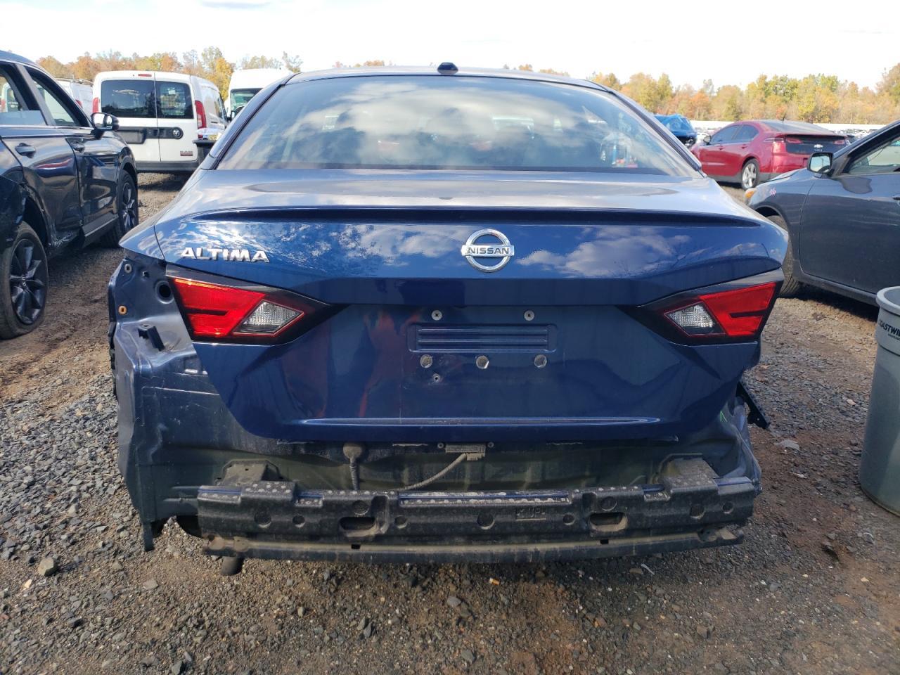 2019 Nissan Altima S - Фото 6