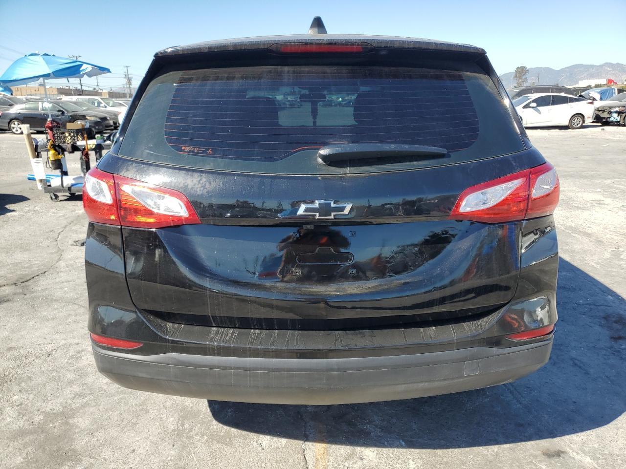 2020 Chevrolet Equinox Ls - Фото 6