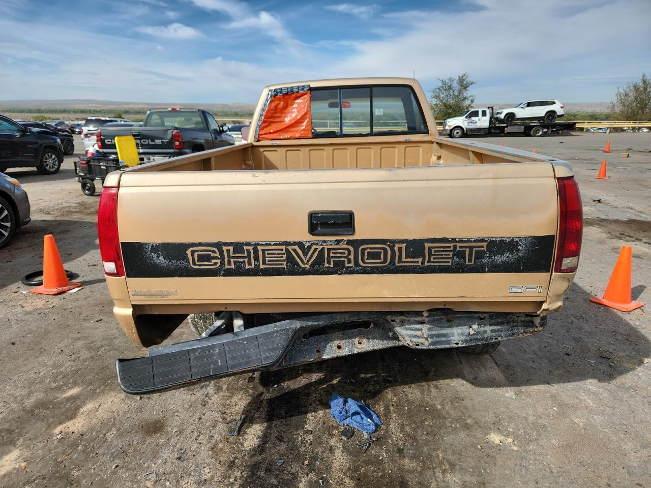 1989 Chevrolet Gmt-400 K2500 - Image 6