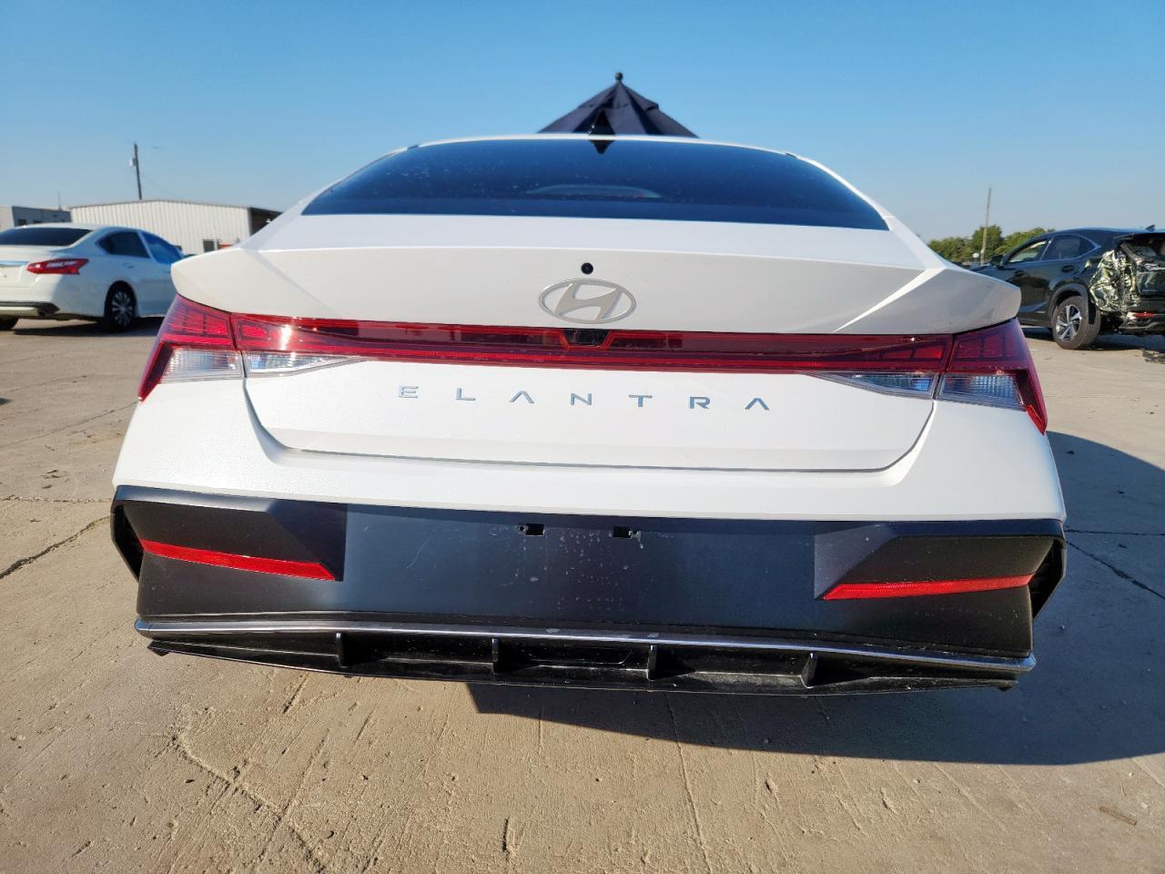 2025 Hyundai Elantra Sel - Фото 6