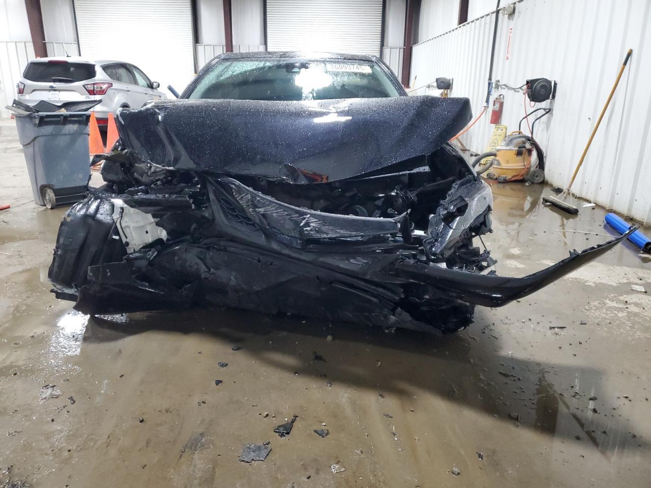 2022 Toyota Camry Night Shade - Фото 5