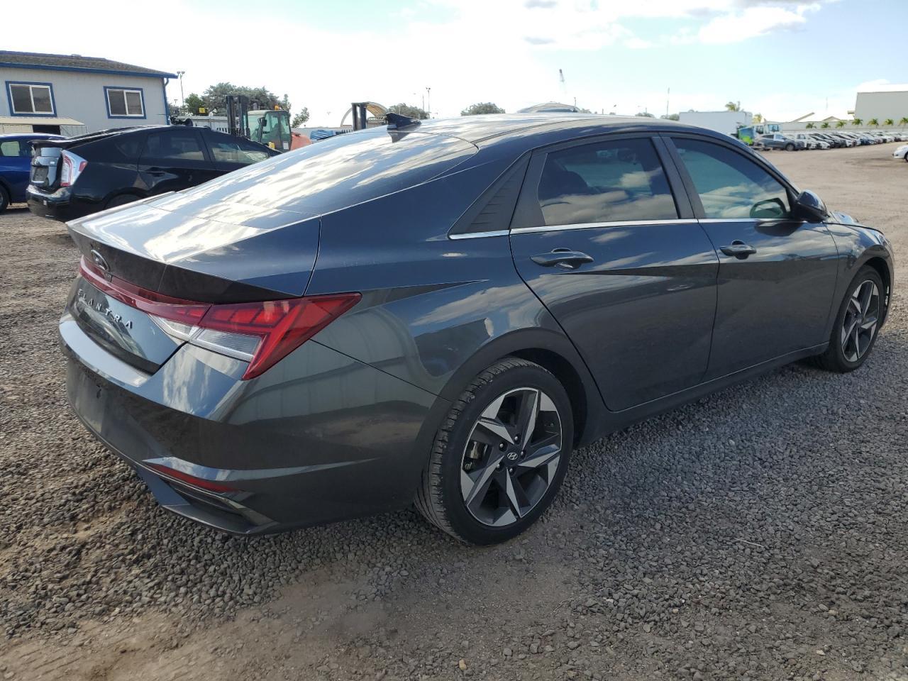2022 Hyundai Elantra Sel - Фото 3