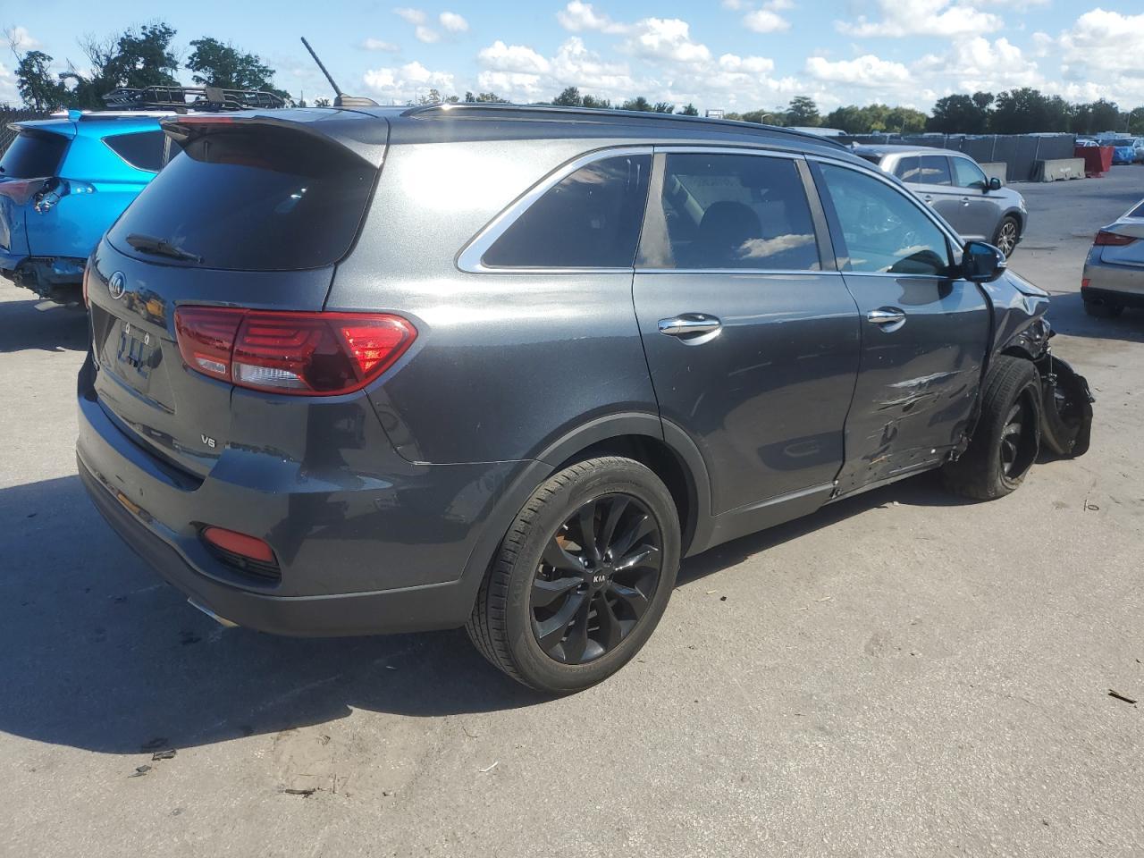 2020 Kia Sorento S - Фото 3