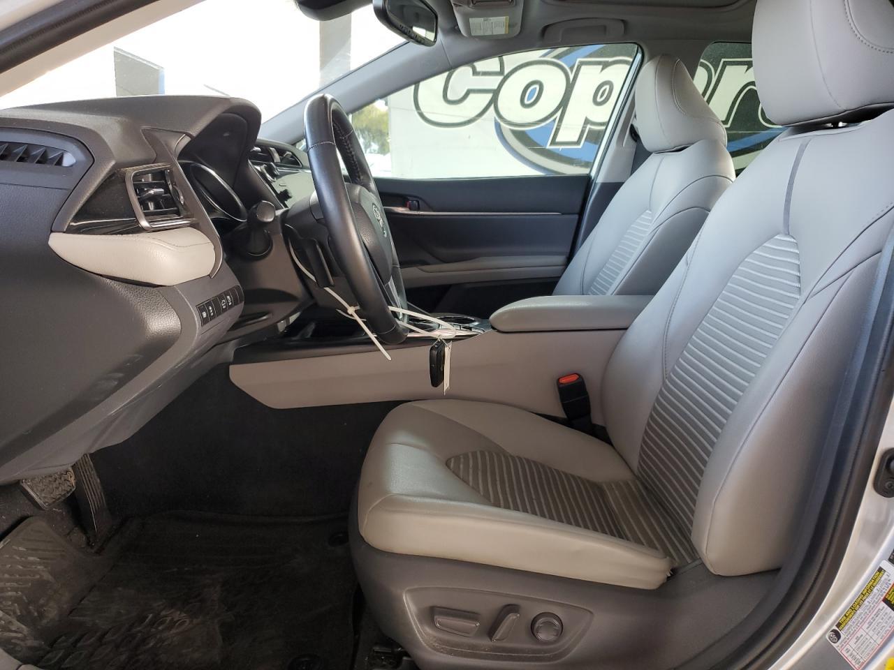 2019 Toyota Camry Hybrid - Фото 7