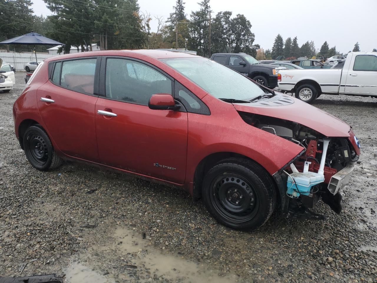 2015 Nissan Leaf S - Фото 4