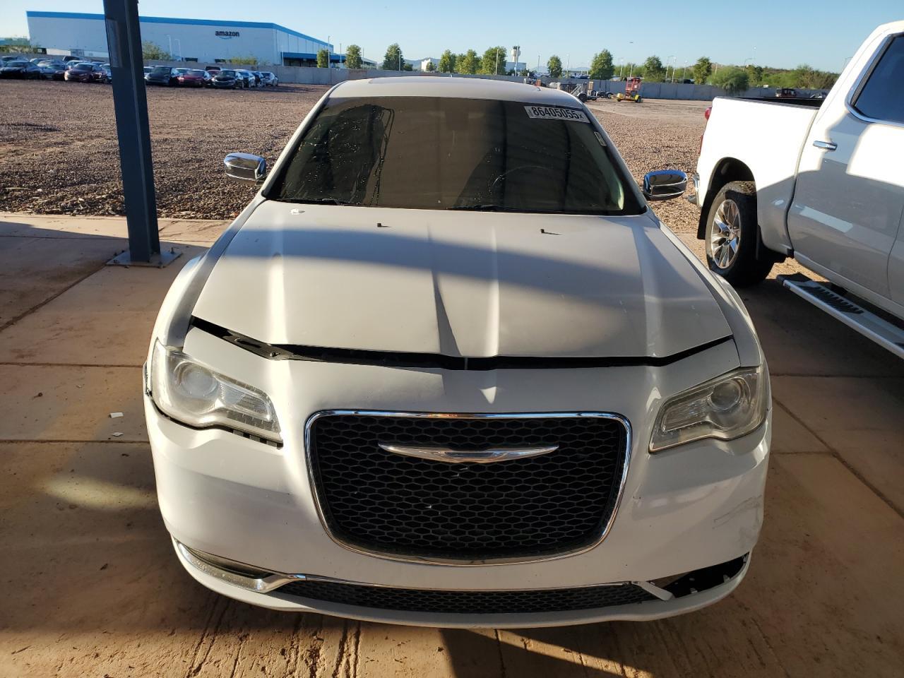 2016 Chrysler 300C - Фото 5