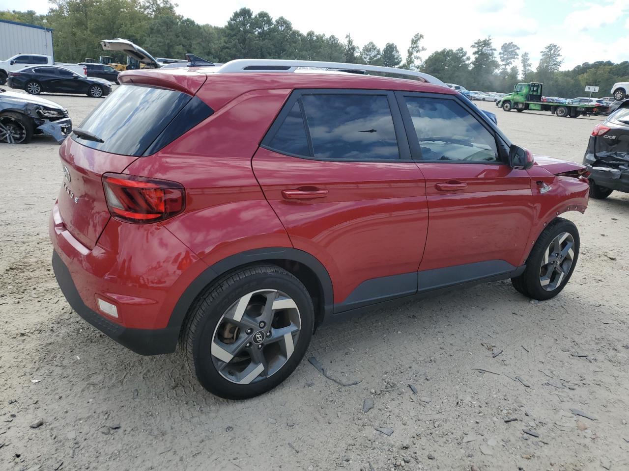 2021 Hyundai Venue Sel - Фото 3