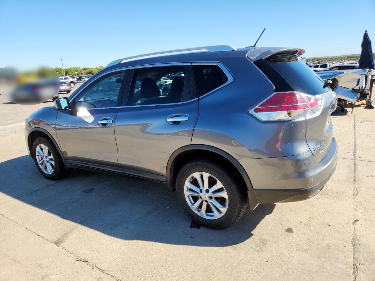 2016 Nissan Rogue S - Фото 2
