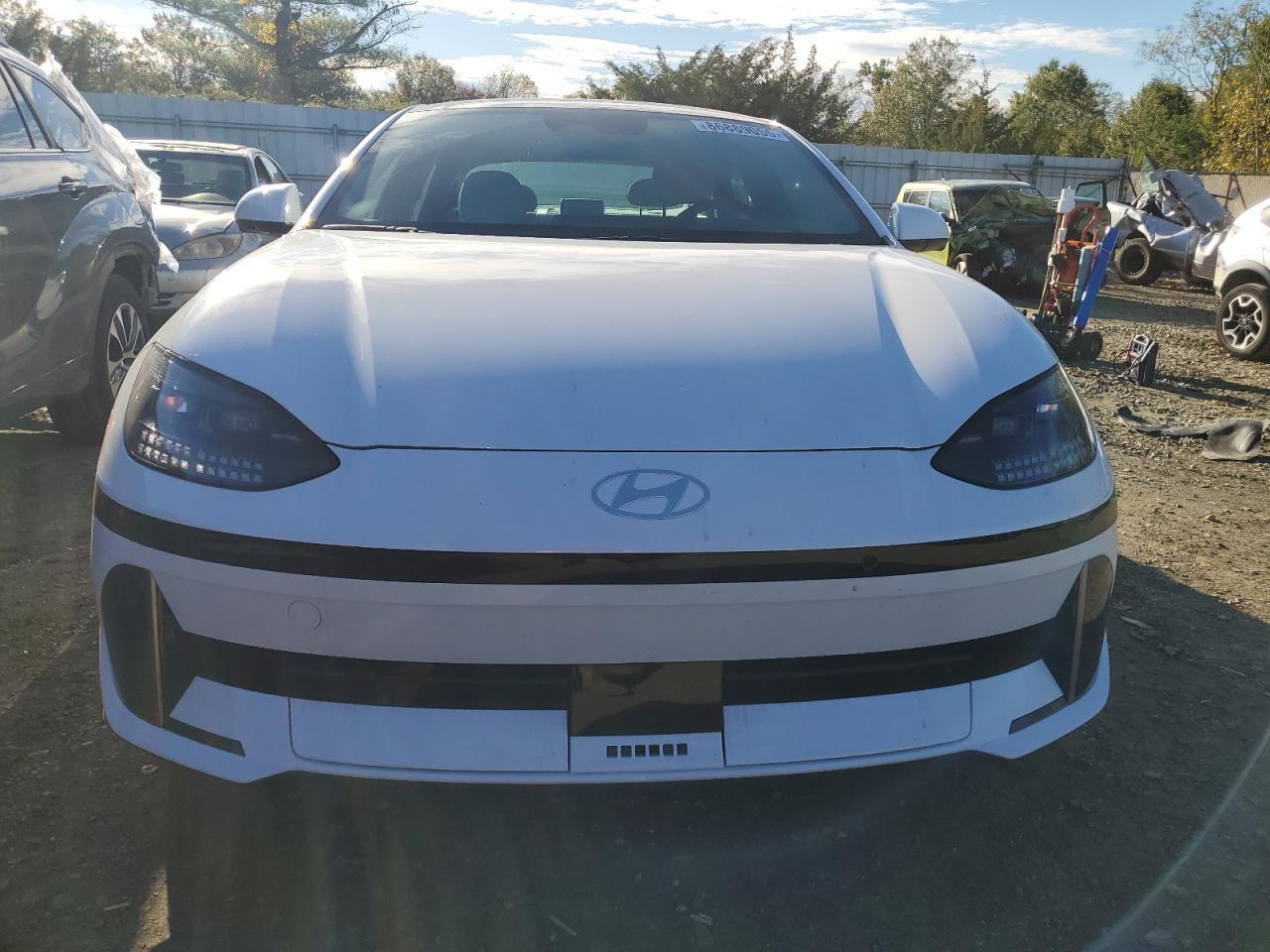 2025 Hyundai Ioniq 6 Limited - Image 5