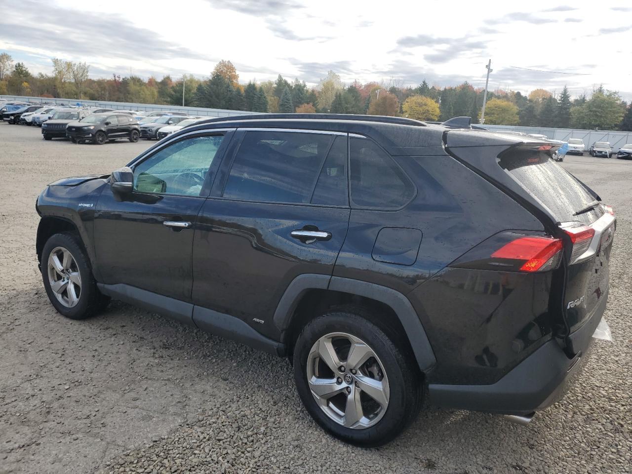 2020 Toyota Rav4 Limited - Фото 2