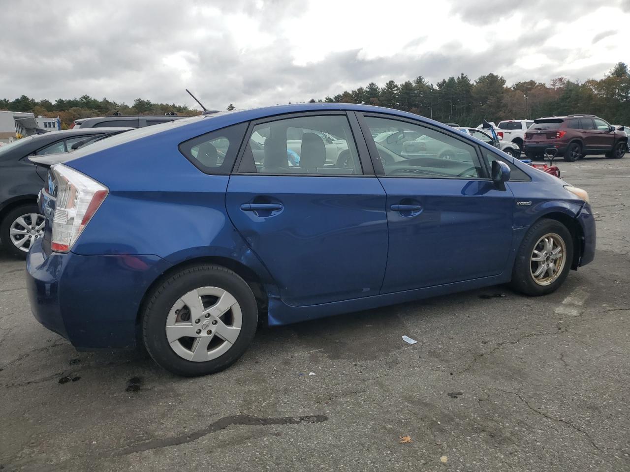 2010 Toyota Prius - Фото 3